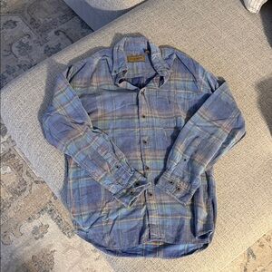 Clearwater outfitter size med blue button down plaid